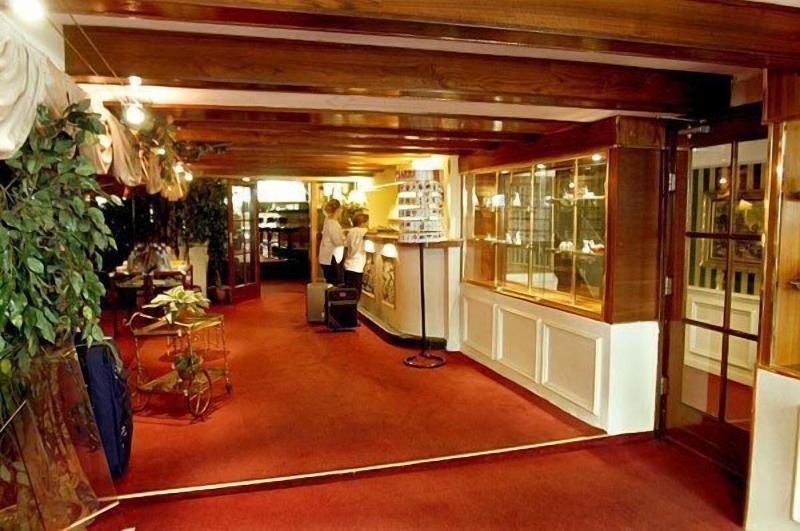 Rembrandtplein Hotel - Lobi