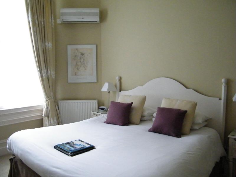 Oldfields House Bed Breakfast - Oda