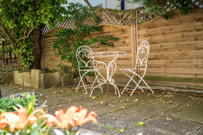 Oldfields House Bed Breakfast - Oda