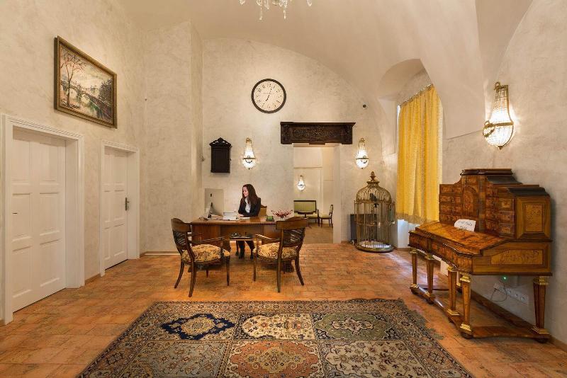 Residence U Malvaze - Lobi