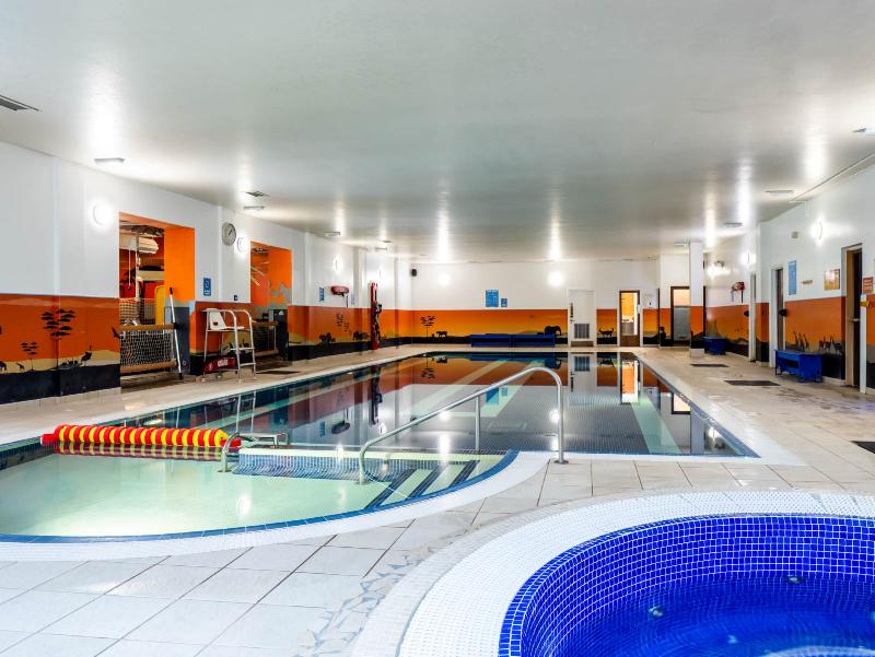 Chessington Resort Hotels - Havuz