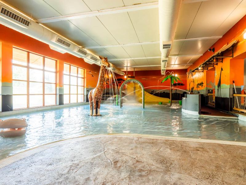 Chessington Resort Hotels - Havuz