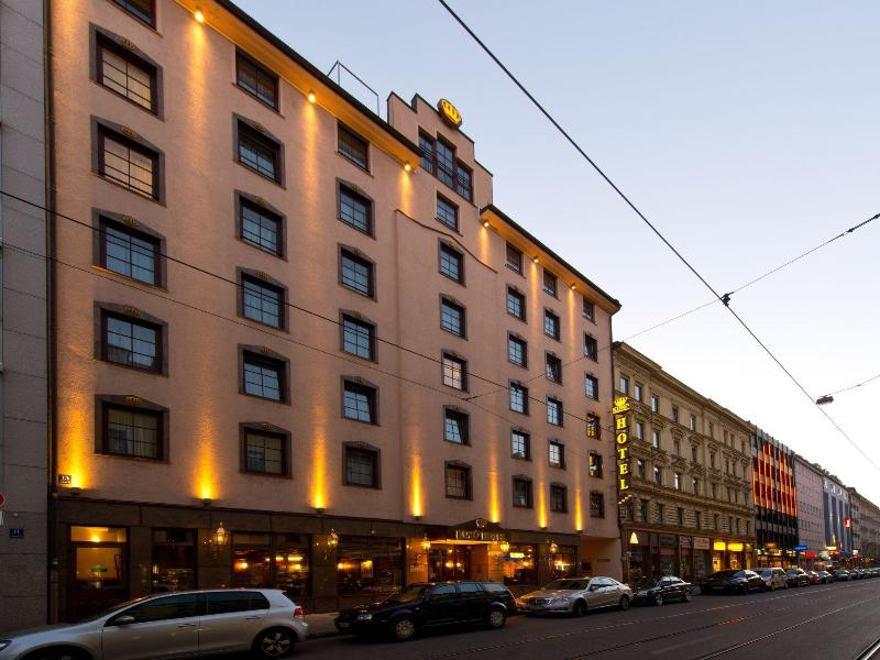 KING's HOTEL First - Genel
