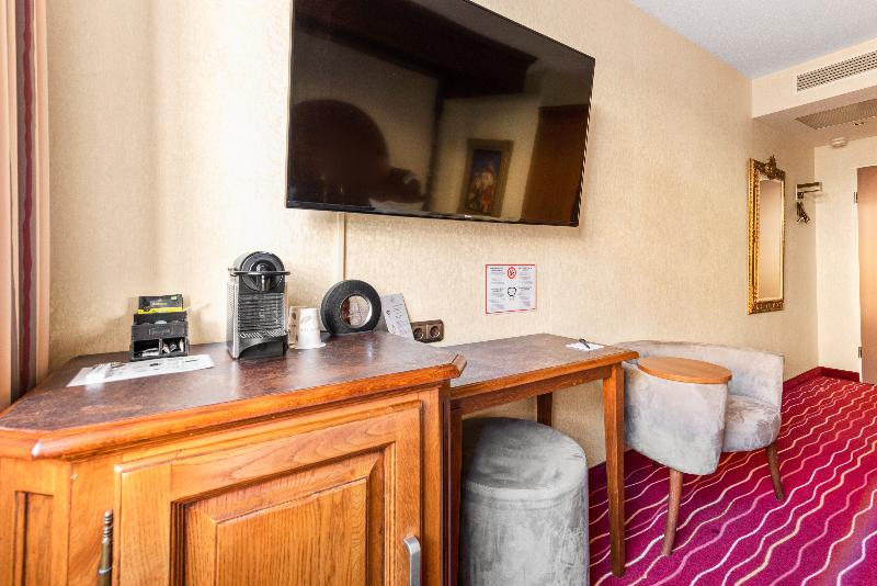 KING's HOTEL First - Oda
