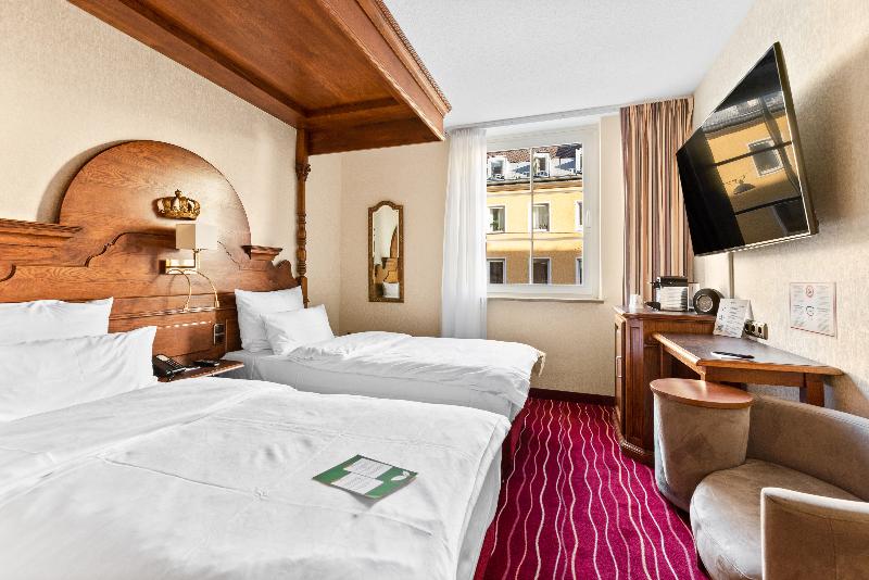 KING's HOTEL First - Oda
