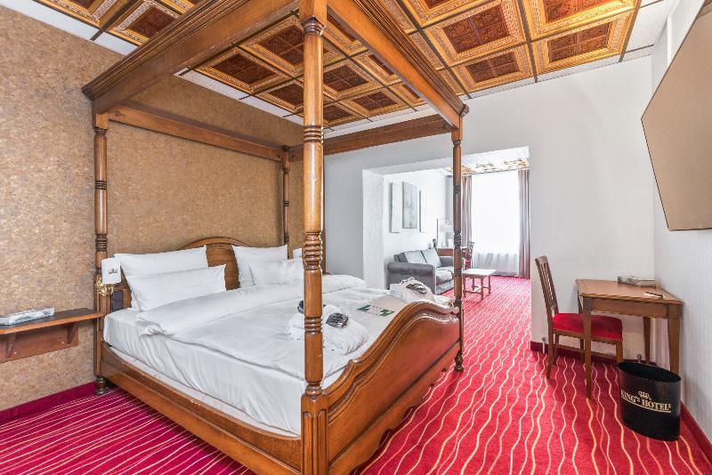 KING's HOTEL First - Oda