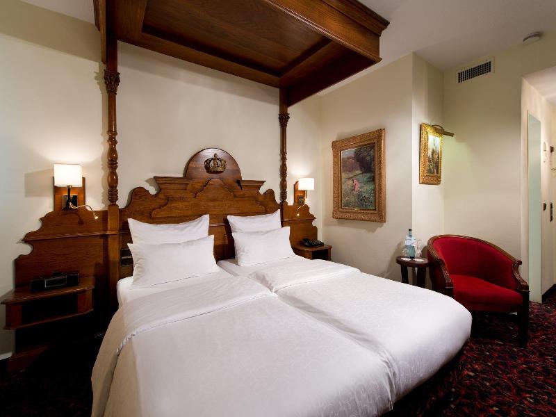 KING's HOTEL First - Oda