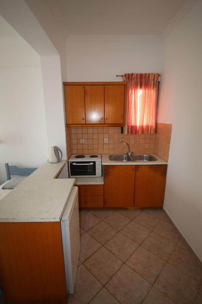 Utopia Kavos Hotel - Oda