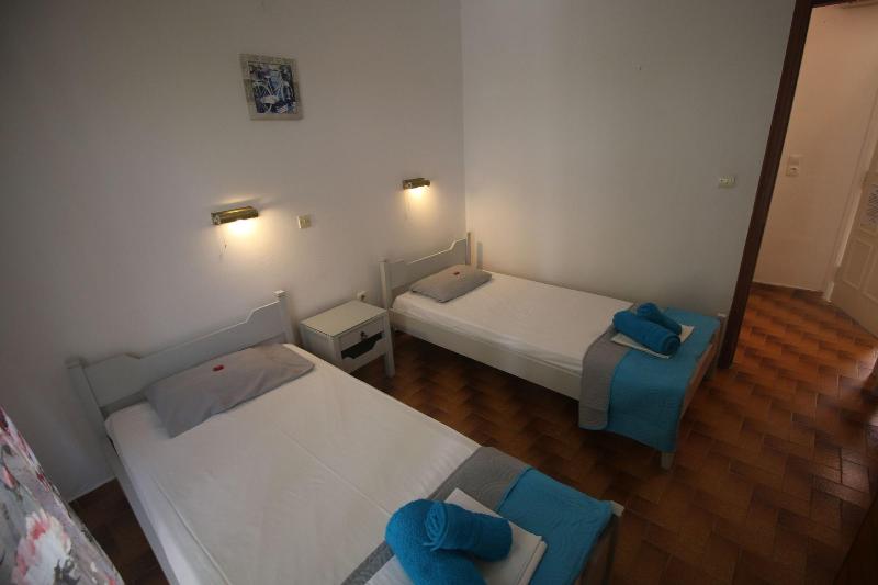 Utopia Kavos Hotel - Oda