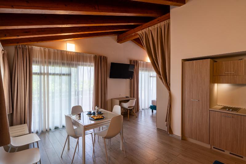 Club del Sole Desenzano Boutique Resort - Oda