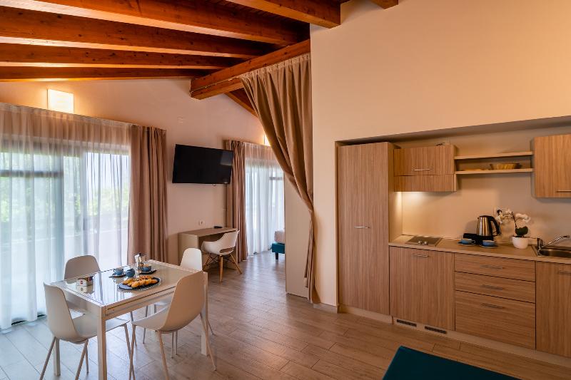 Club del Sole Desenzano Boutique Resort - Oda