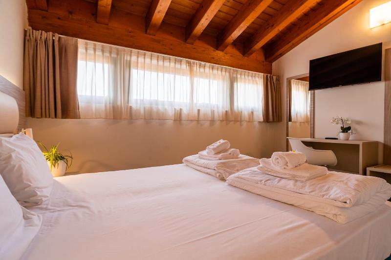 Club del Sole Desenzano Boutique Resort - Oda