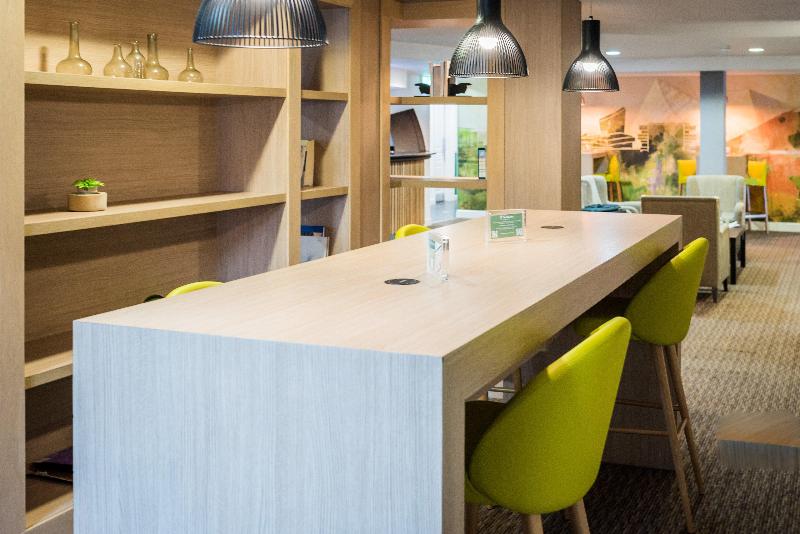 Holiday Inn Manchester West - Bar