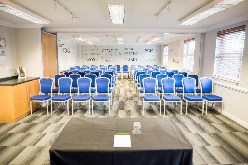 Holiday Inn Manchester West - Toplantı
