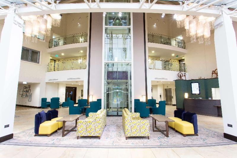 DoubleTree by Hilton Nottingham- Gateway - Lobi