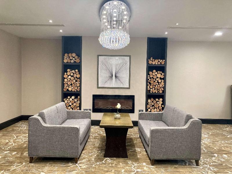 DoubleTree by Hilton Nottingham- Gateway - Lobi