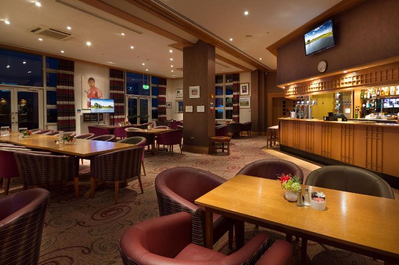 The Oxfordshire Golf Hotel And Spa - Bar