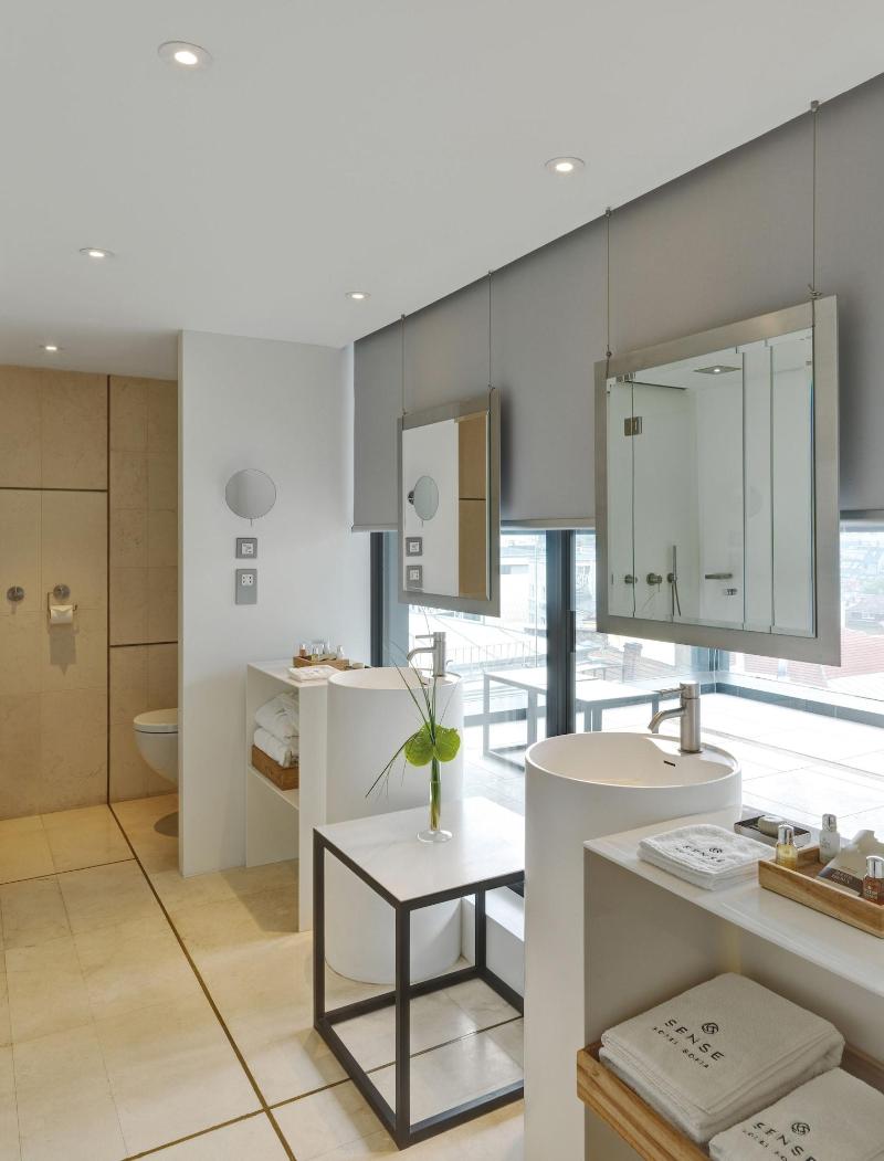 Sense Hotel Sofia - Oda