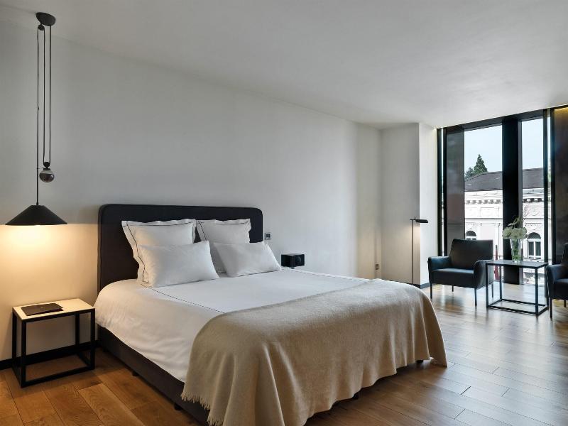 Sense Hotel Sofia - Oda