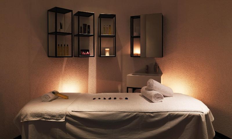 Sense Hotel Sofia - Oda