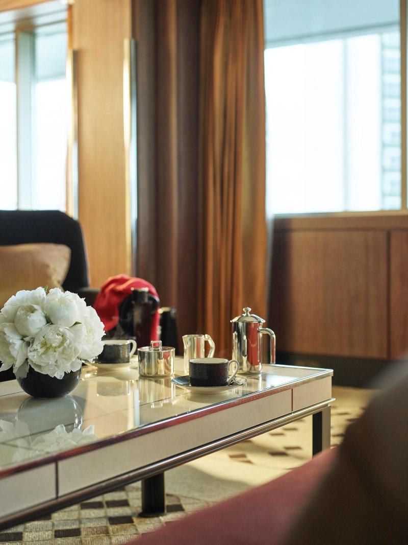 45 Park Lane Dorchester Collection - Oda
