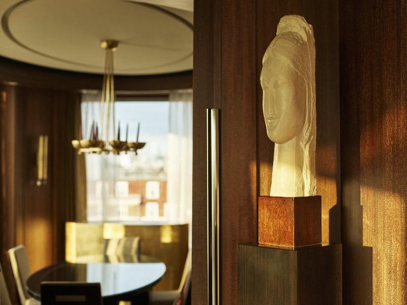 45 Park Lane Dorchester Collection - Oda