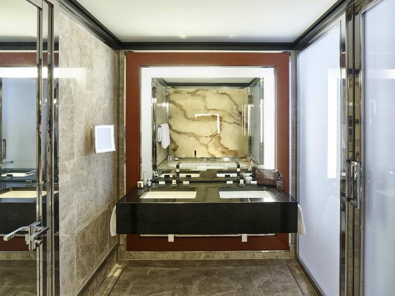 45 Park Lane Dorchester Collection - Oda