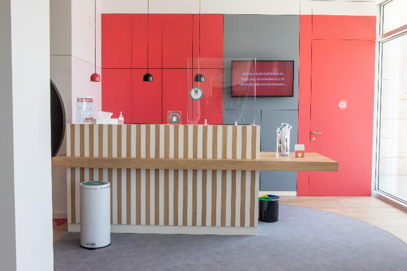 Stay Hotel Porto Aeroporto - Lobi