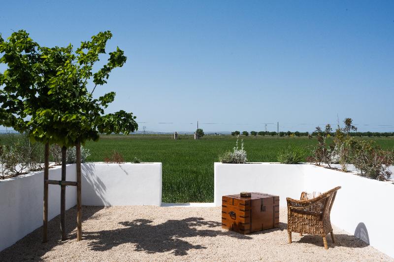 Masseria Fontana Di Vite - Lobi