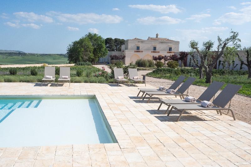 Masseria Fontana Di Vite - Havuz