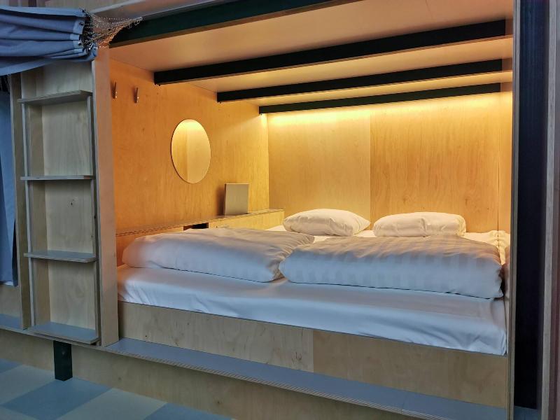 Green Marmot Capsule Hotel Zürich - Oda
