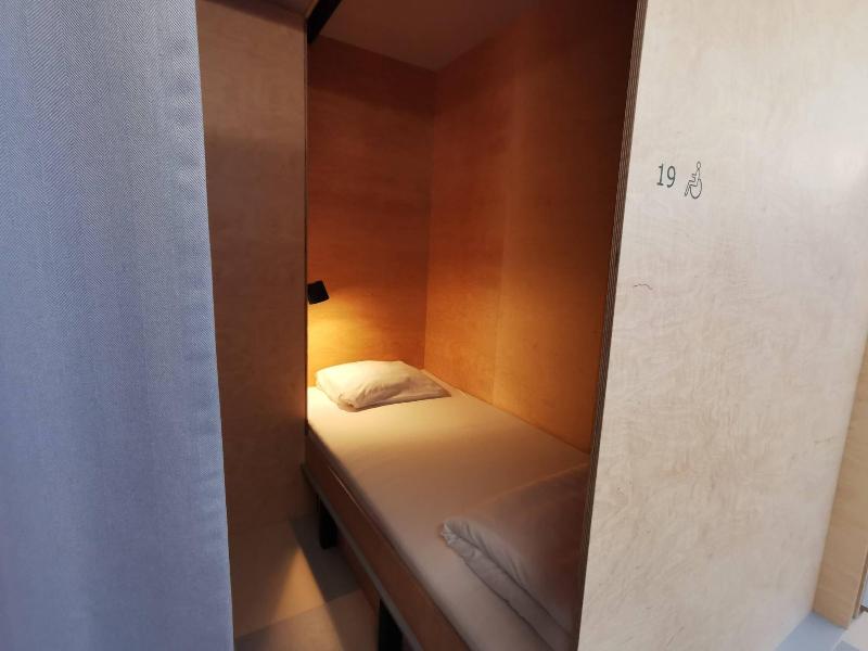 Green Marmot Capsule Hotel Zürich - Oda
