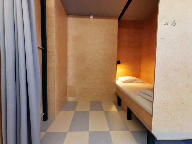 Green Marmot Capsule Hotel Zürich - Oda