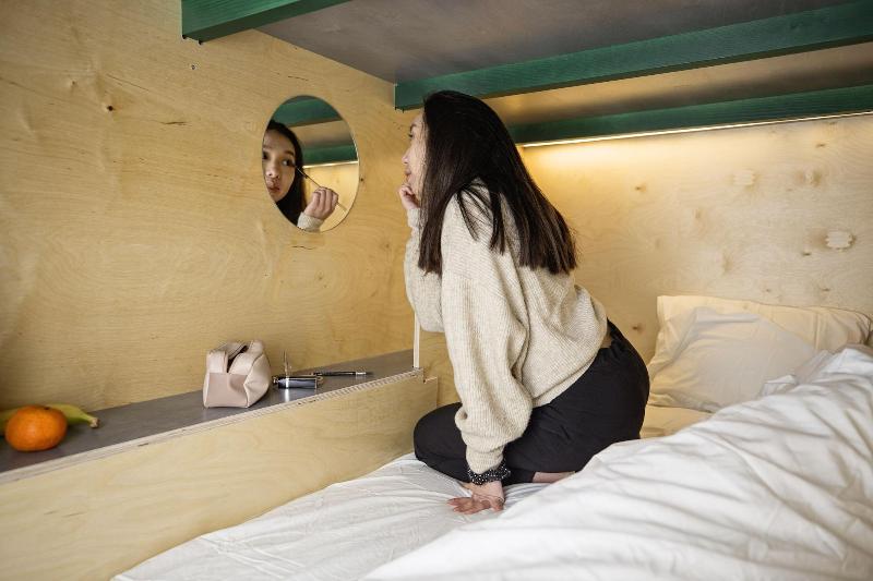 Green Marmot Capsule Hotel Zürich - Oda