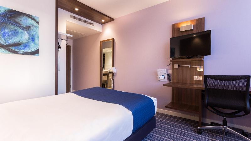 Holiday Inn Express Wakefield - Oda