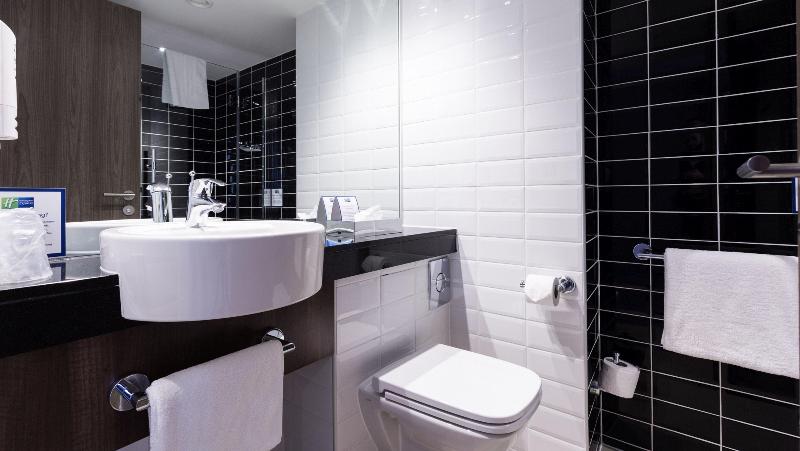 Holiday Inn Express Wakefield - Oda