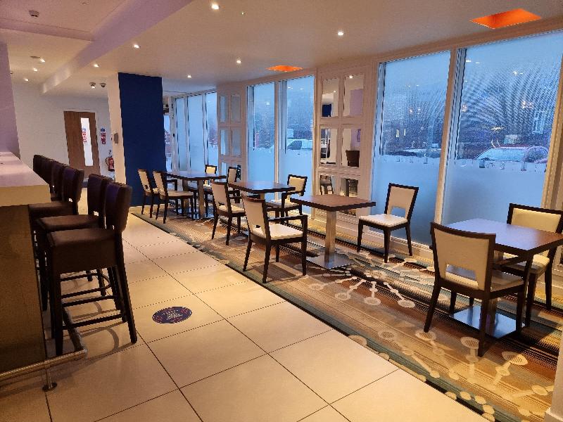 Holiday Inn Express Wakefield - Restoran