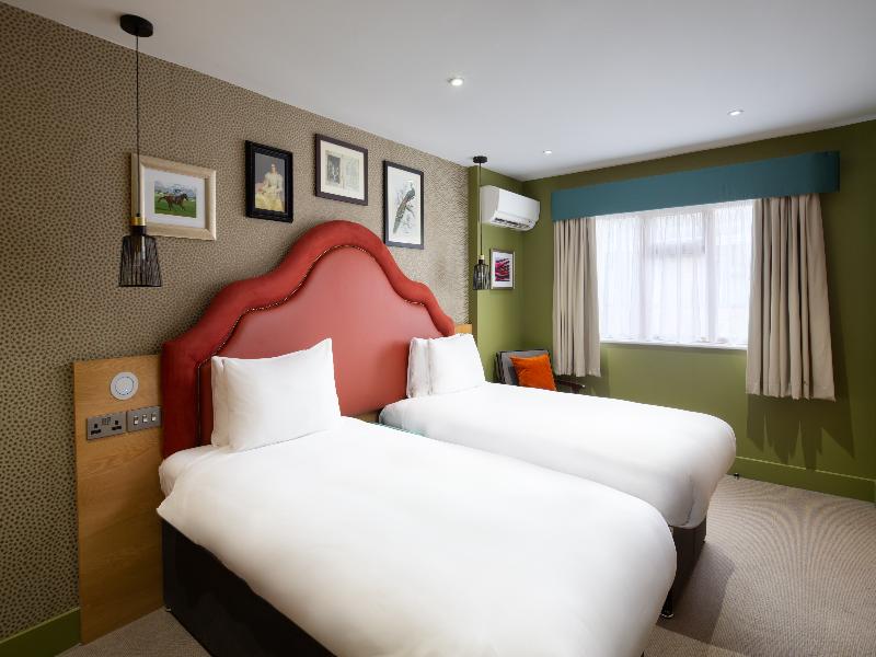Elmbank York, Tapestry Collection by Hilton - Oda