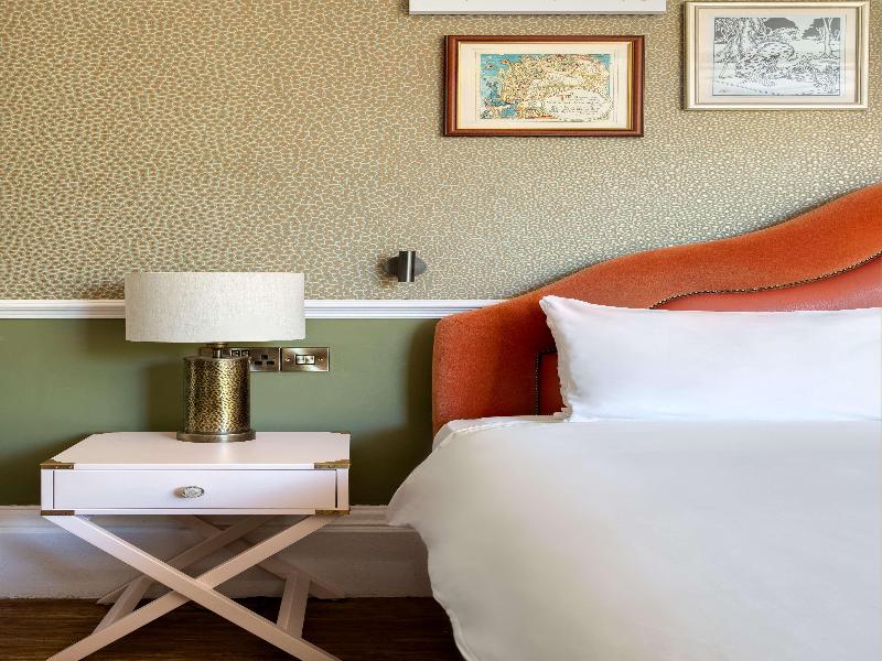 Elmbank York, Tapestry Collection by Hilton - Oda