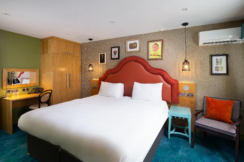 Elmbank York, Tapestry Collection by Hilton - Oda