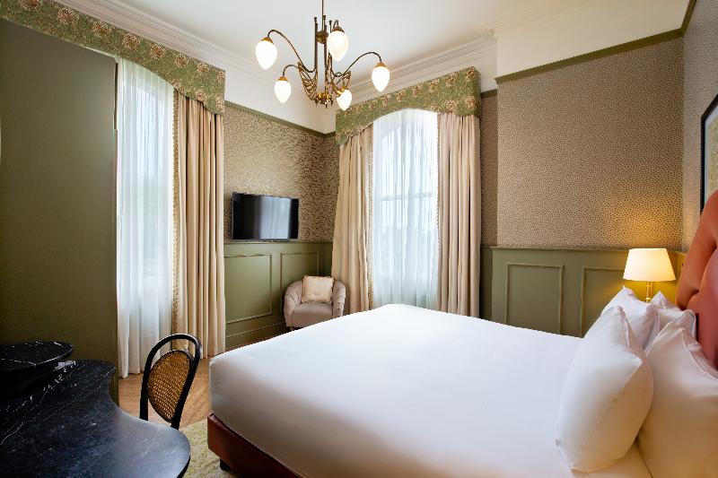 Elmbank York, Tapestry Collection by Hilton - Oda