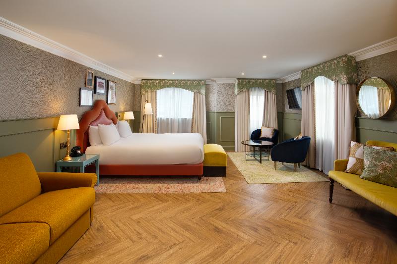 Elmbank York, Tapestry Collection by Hilton - Oda