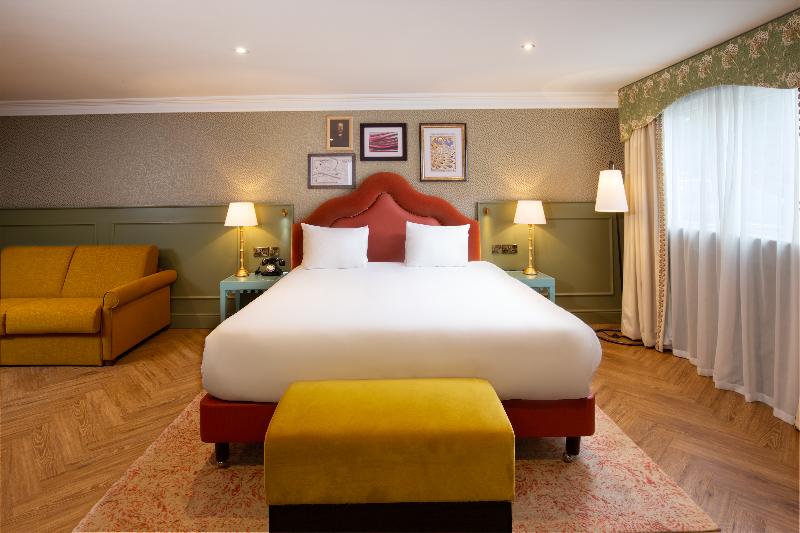 Elmbank York, Tapestry Collection by Hilton - Oda