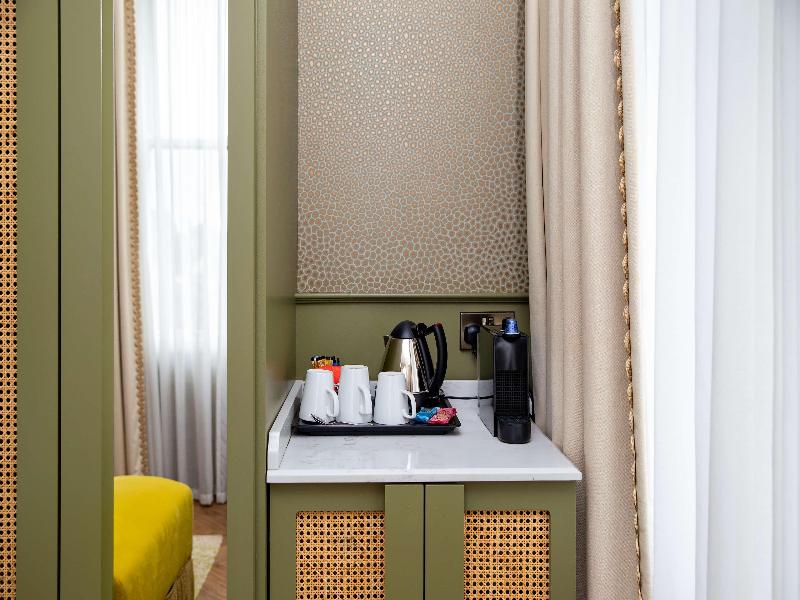 Elmbank York, Tapestry Collection by Hilton - Oda