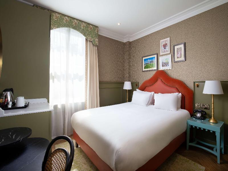 Elmbank York, Tapestry Collection by Hilton - Oda