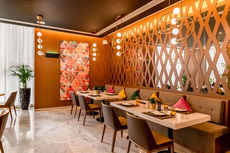 Aleph Doha Residences, Curio Collection by Hilton - Restoran