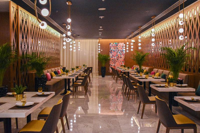 Aleph Doha Residences, Curio Collection by Hilton - Restoran