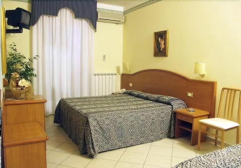 Hotel Continental - Oda