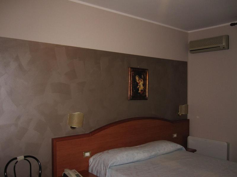 Hotel Continental - Oda