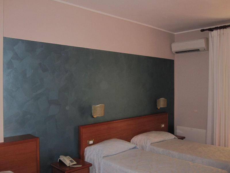Hotel Continental - Oda